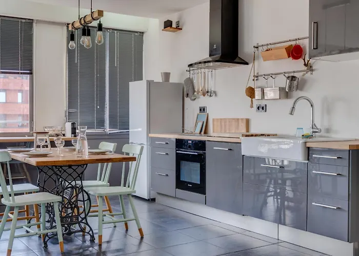 Le Panoramique - Ramblas Jean-jaures * Toulouse